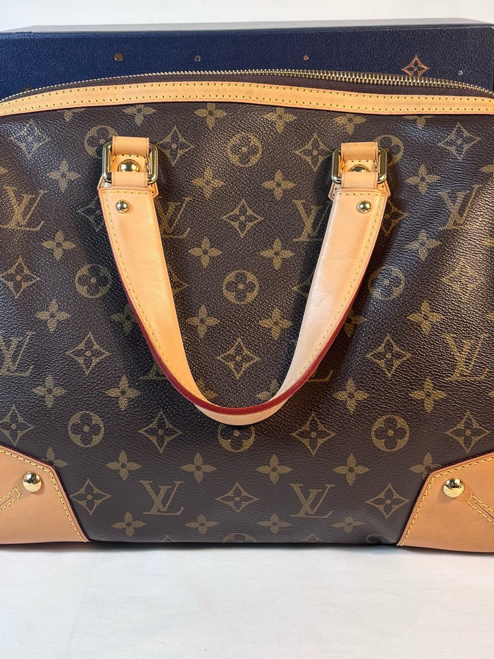 Gorgeous Louis Vuitton Retiro Pm - Picture 2 of 16